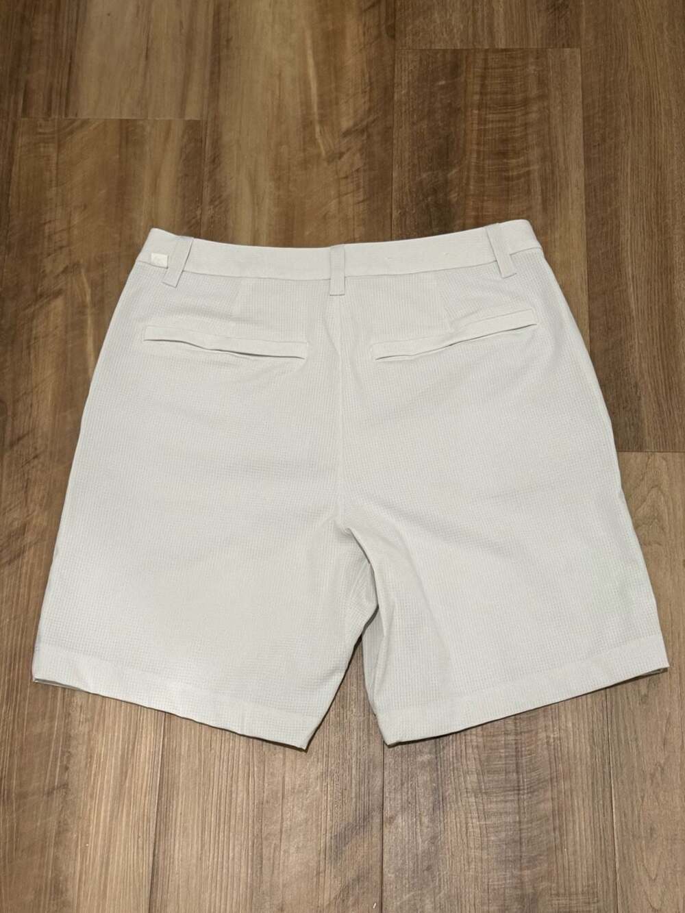 ABC Classic-Fit Short 9" *WovenAir size 28 - Picture 2 of 7